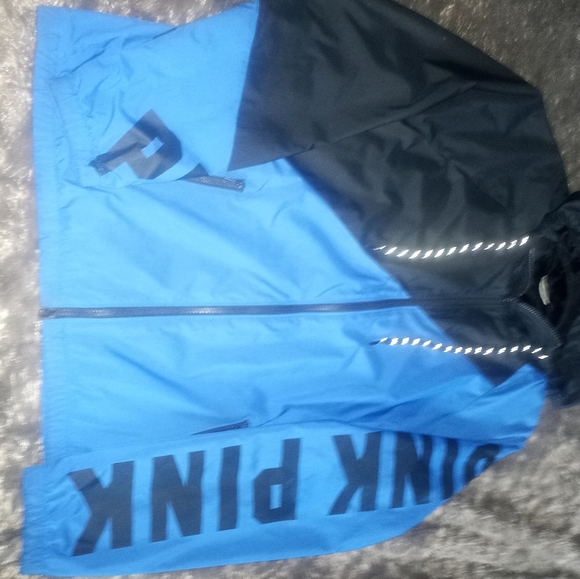 💙🖤 VS PINK - Picture 3 of 6